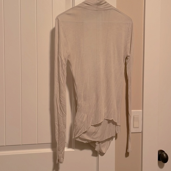 Helmut Lang Light Gray Modal Wrap-around Long-sleeve top - Picture 4 of 4